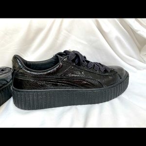 PUMA Women's Rihanna Fenty Cracked Leather Creeper Sneakers